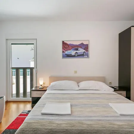 Pleasant In Drvenik With Balcony Apartment Drvenik (Split-Dalmatia)